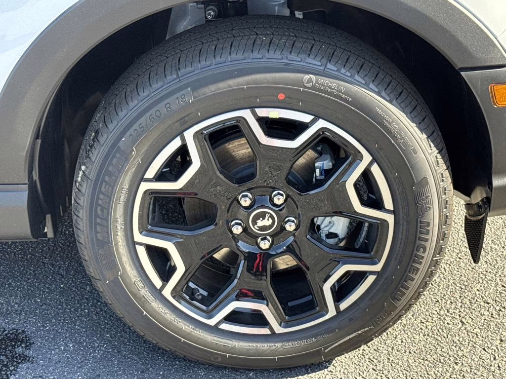 2026 Space White Metallic Ford Bronco Sport Outer Banks 4X4 SUV