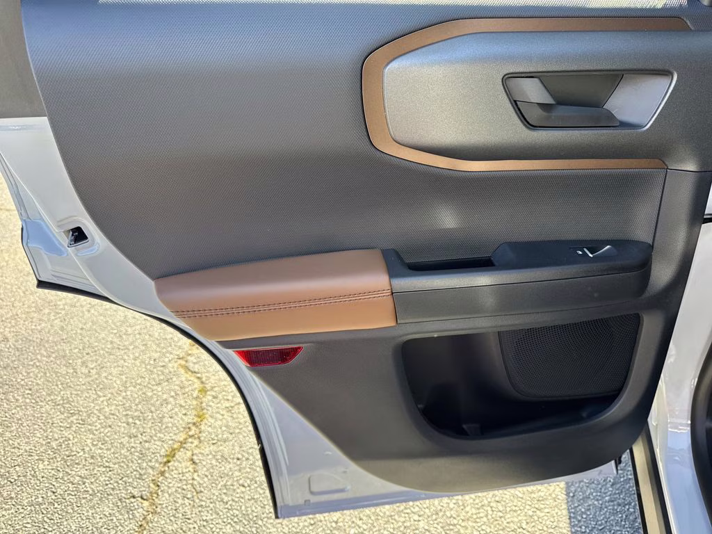 2026 Space White Metallic Ford Bronco Sport Outer Banks 4X4 SUV