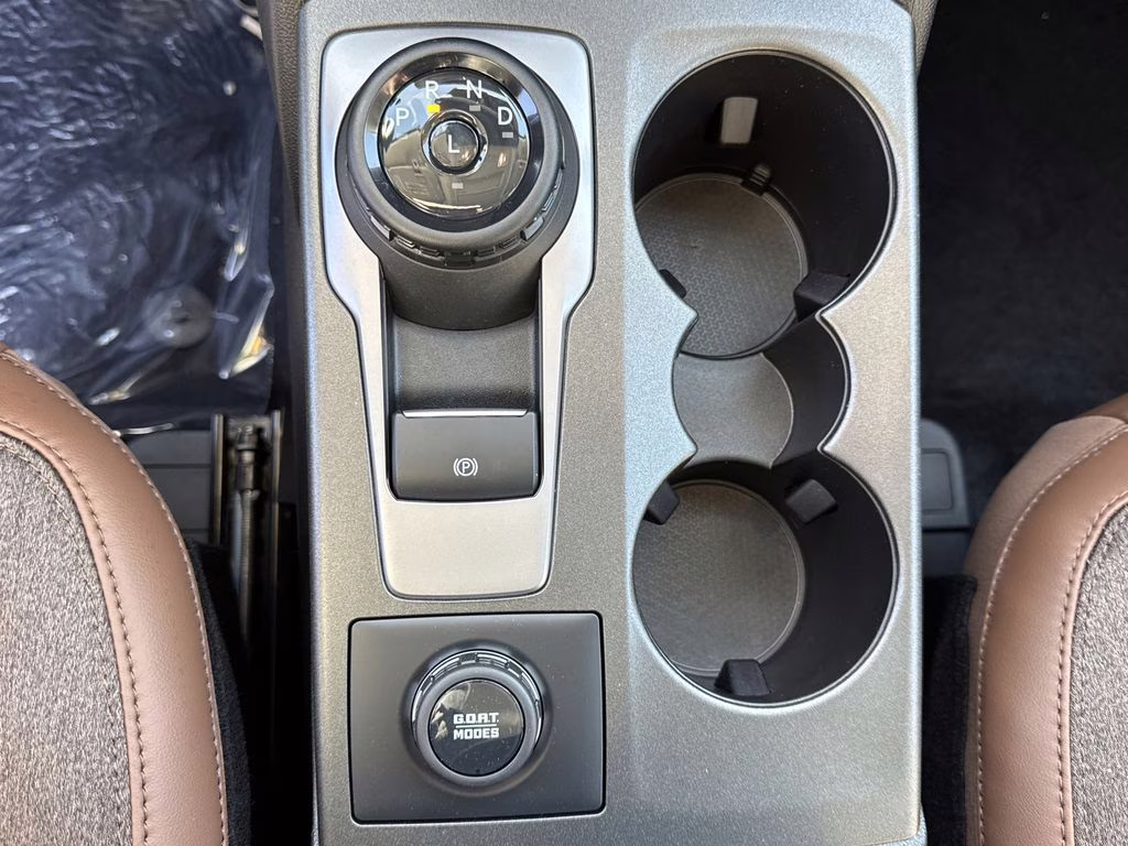 2026 Space White Metallic Ford Bronco Sport Outer Banks 4X4 SUV