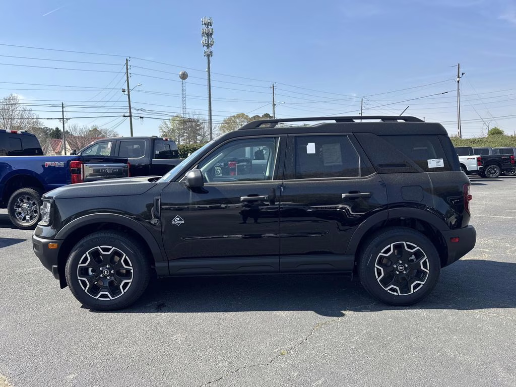 2026 Shadow Black Ford Bronco Sport Outer Banks 4X4 SUV