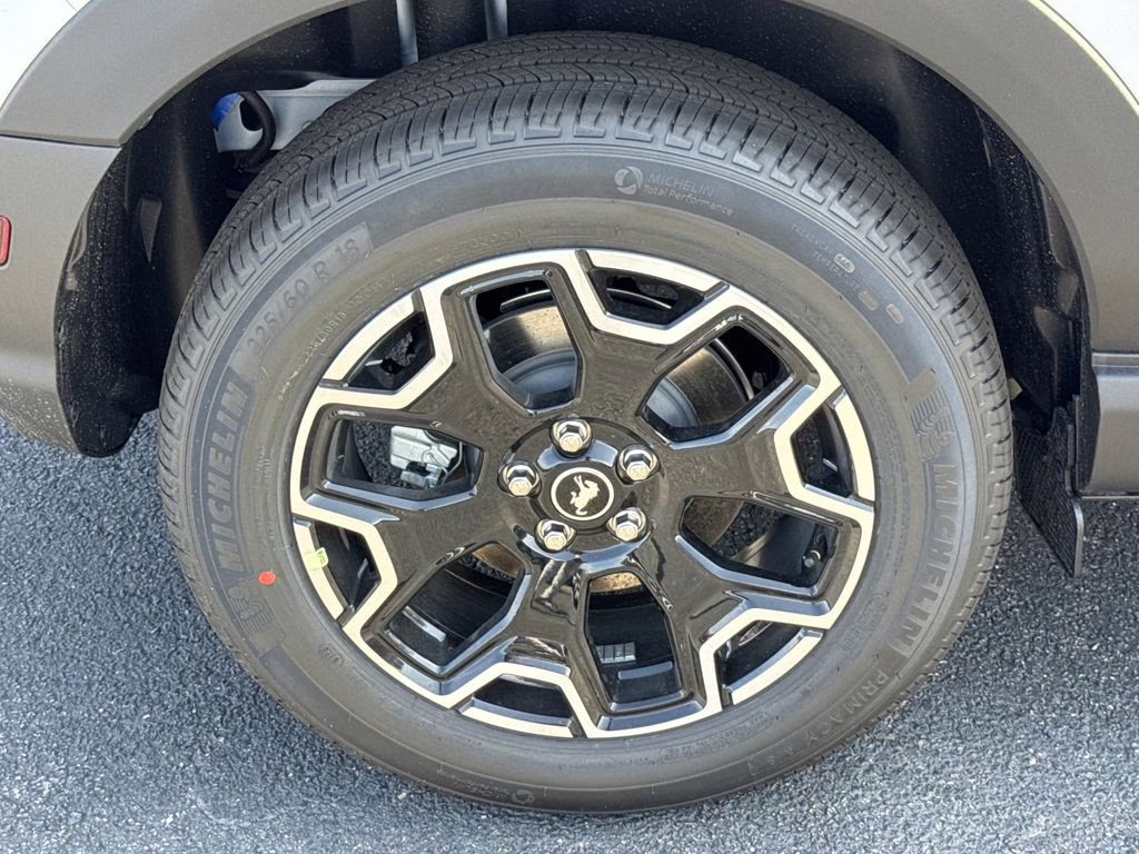 2026 Oxford White Ford Bronco Sport Outer Banks 4X4 SUV