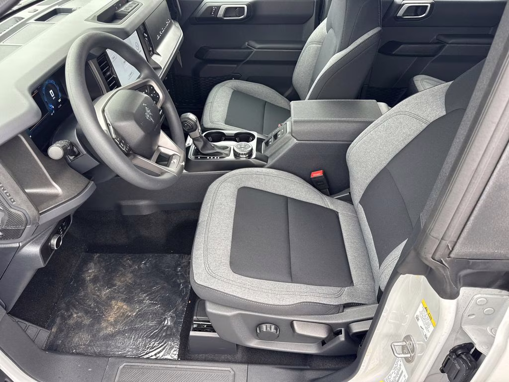 2026 Avalanche Ford Bronco Base 4X4 SUV