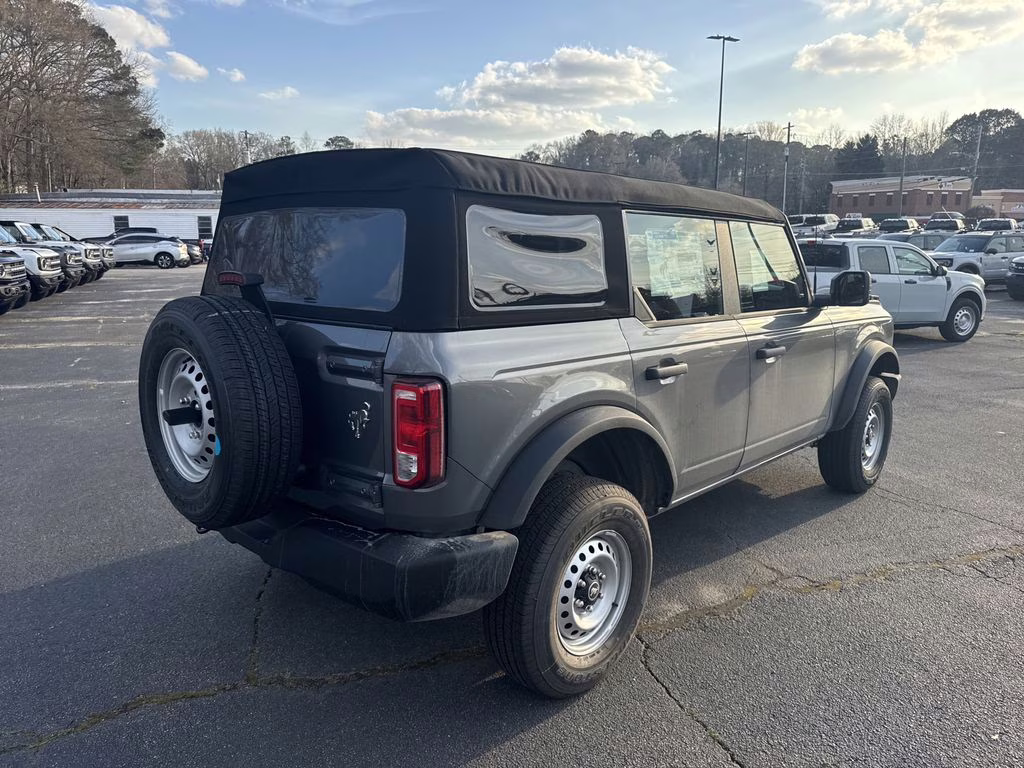 2026 Gray Metallic Ford Bronco Base 4X4 SUV