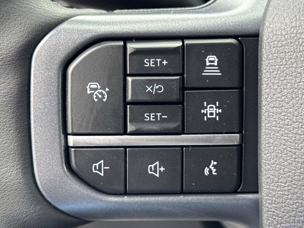 2026 Gray Metallic Ford Super Duty F-250 SRW Lariat 4X4 Truck