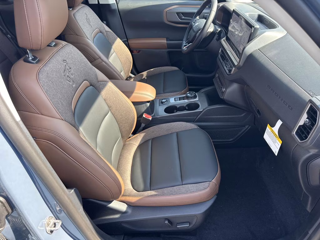 2026 Azure Gray Metallic Ford Bronco Sport Outer Banks 4X4 SUV