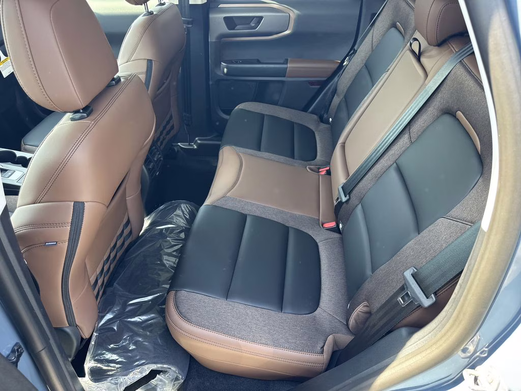 2026 Azure Gray Metallic Ford Bronco Sport Outer Banks 4X4 SUV