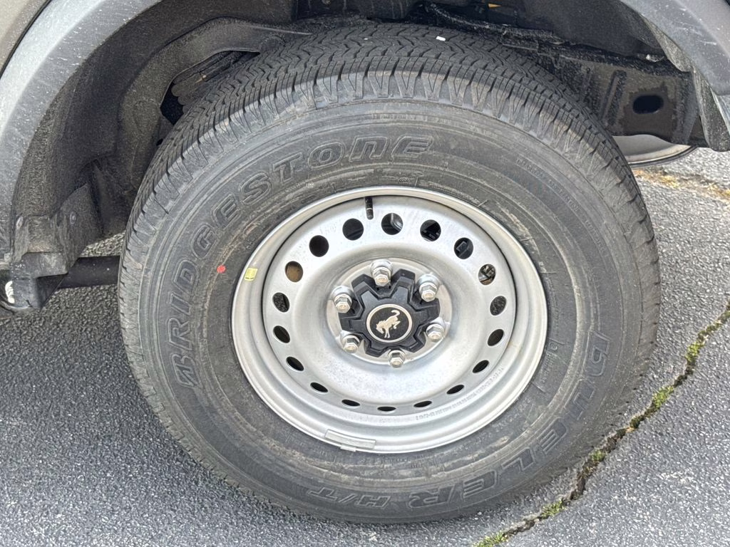 2026 Gray Metallic Ford Bronco Base 4X4 SUV