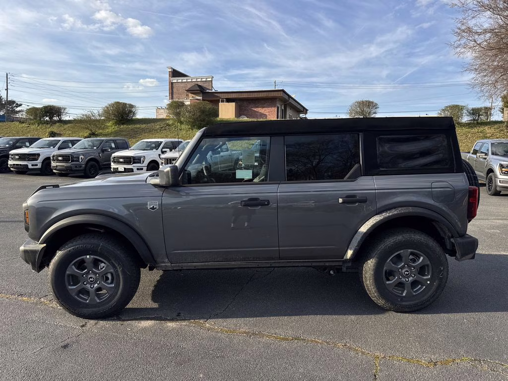 2026 Gray Metallic Ford Bronco Big Bend 4X4 SUV