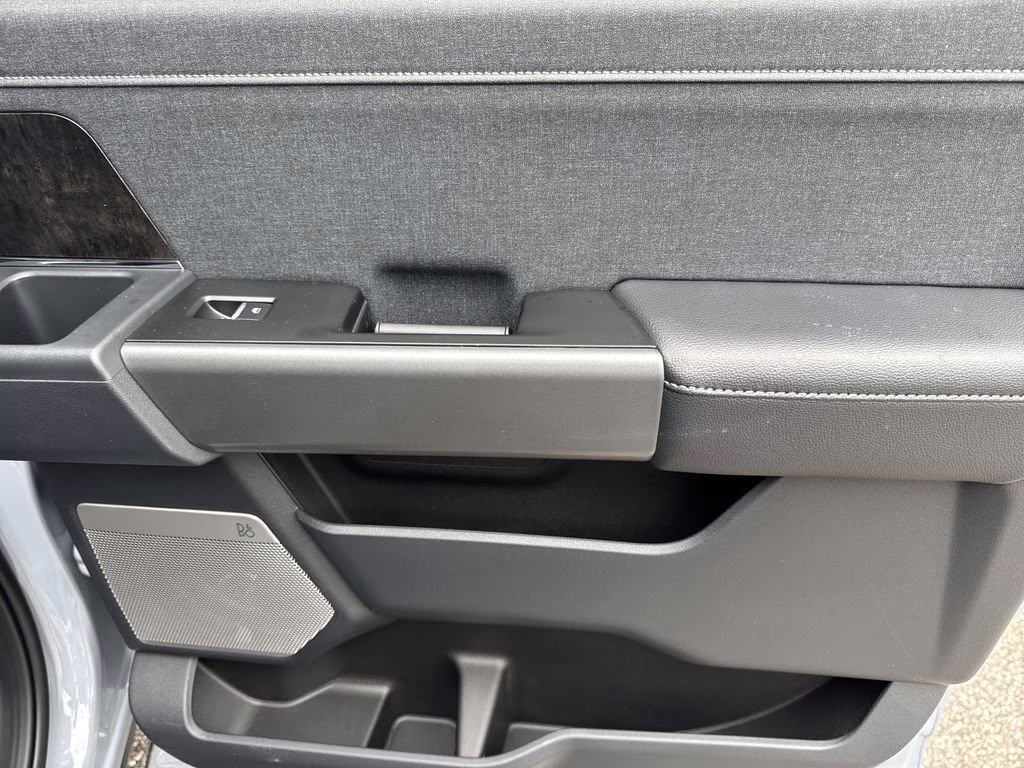 2026 Gray Metallic Ford Super Duty F-250 SRW Lariat 4X4 Truck