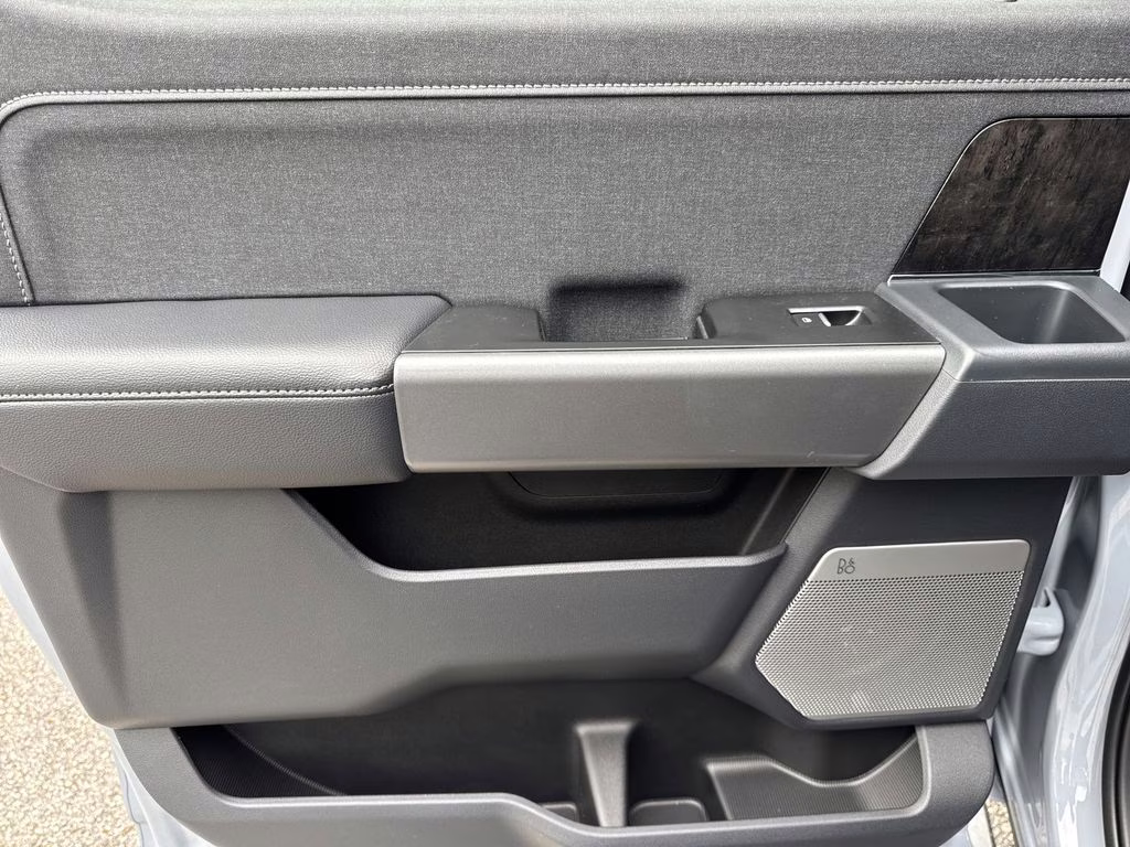 2026 Gray Metallic Ford Super Duty F-250 SRW Lariat 4X4 Truck