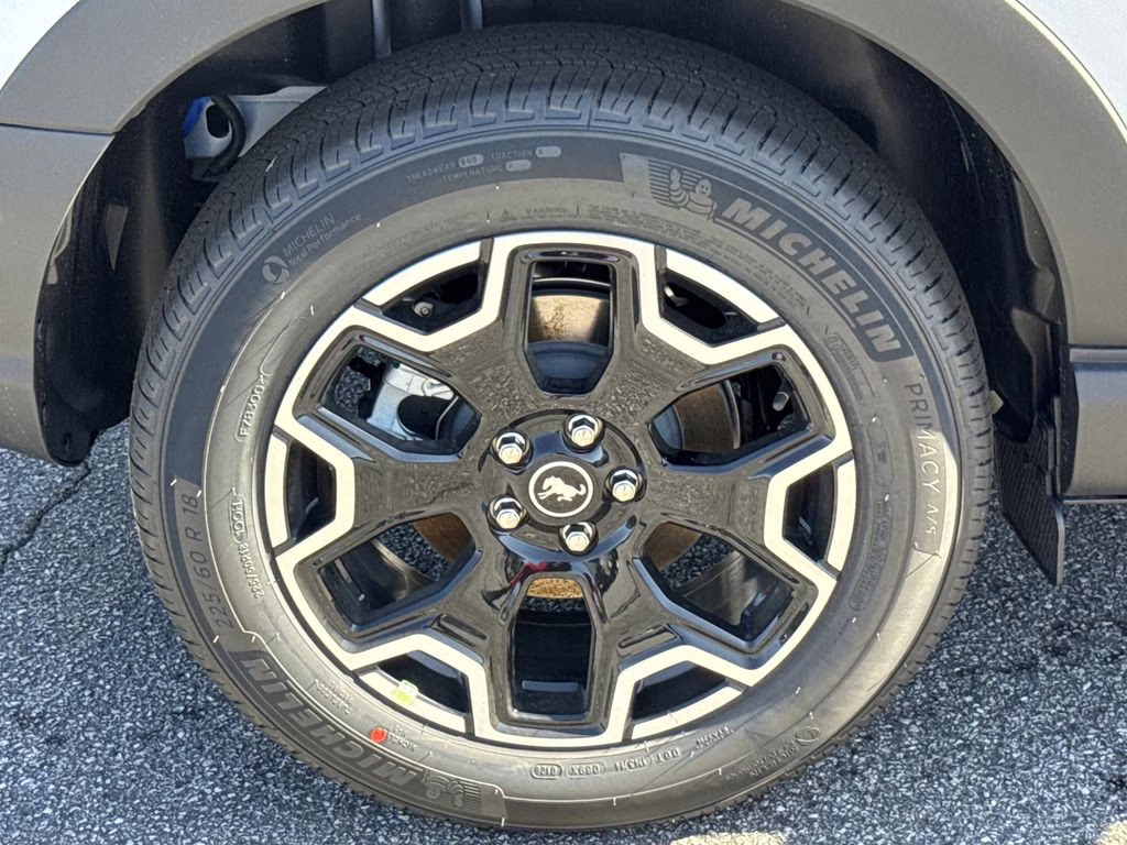 2026 Oxford White Ford Bronco Sport Outer Banks 4X4 SUV