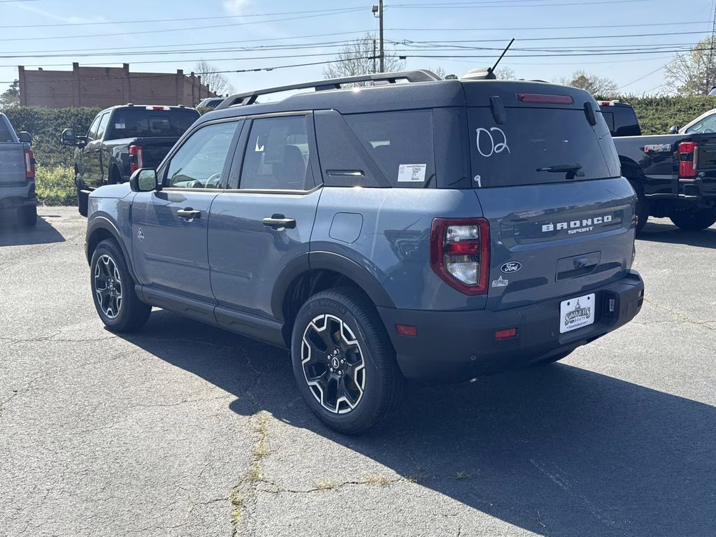 2026 Azure Gray Metallic Ford Bronco Sport Outer Banks 4X4 SUV