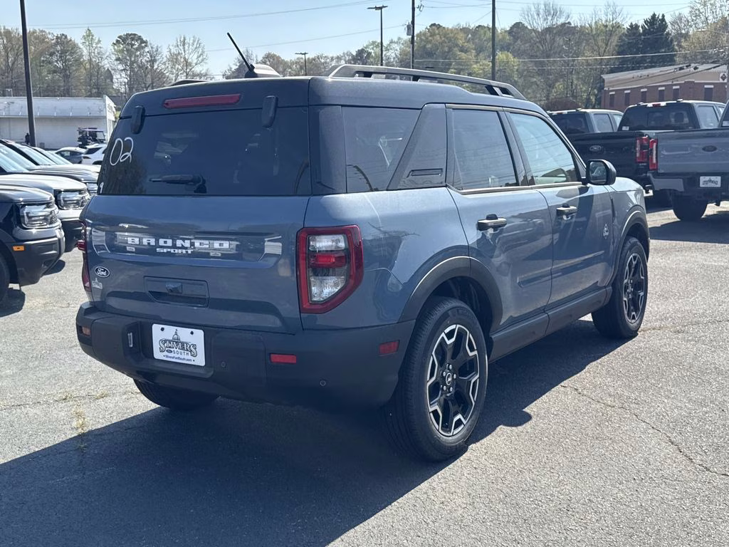 2026 Azure Gray Metallic Ford Bronco Sport Outer Banks 4X4 SUV