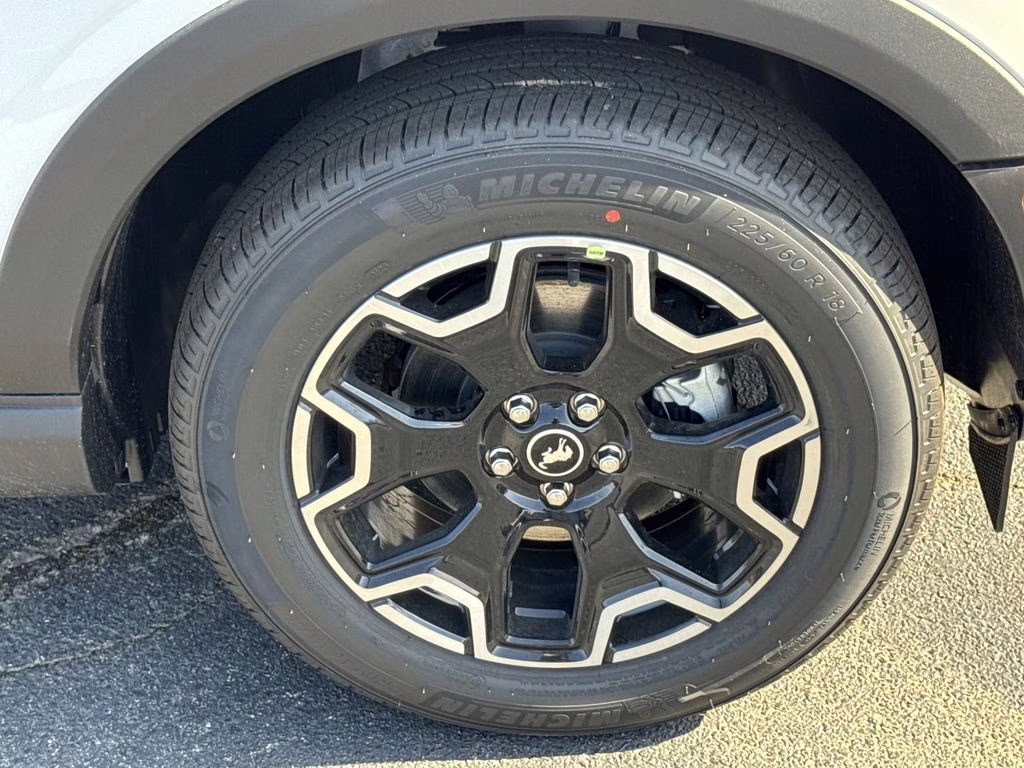 2026 Oxford White Ford Bronco Sport Outer Banks 4X4 SUV