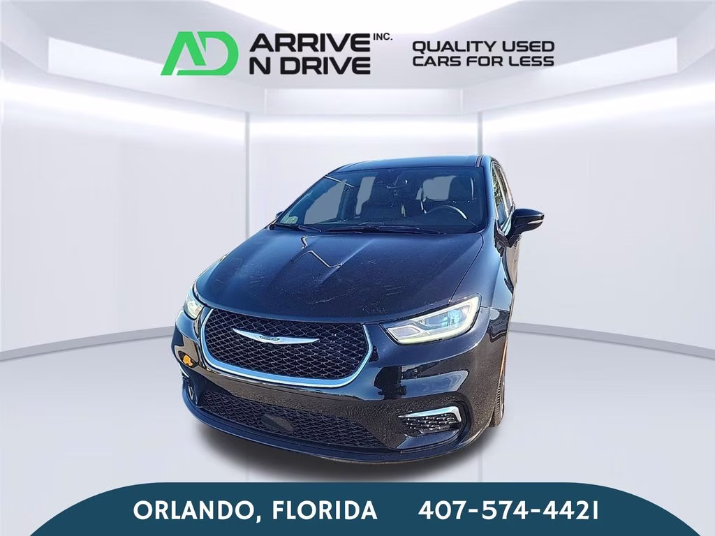 2025 Diamond Black Crystal Pearlcoat Chrysler Pacifica Select FWD Van