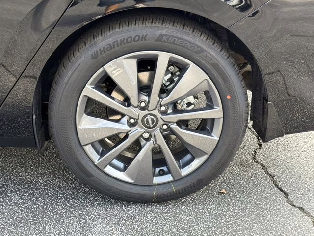 2026 Super Black Nissan Sentra SL FWD Sedan