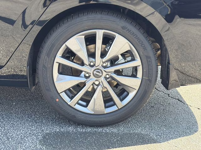 2026 Super Black Nissan Sentra SL FWD Sedan