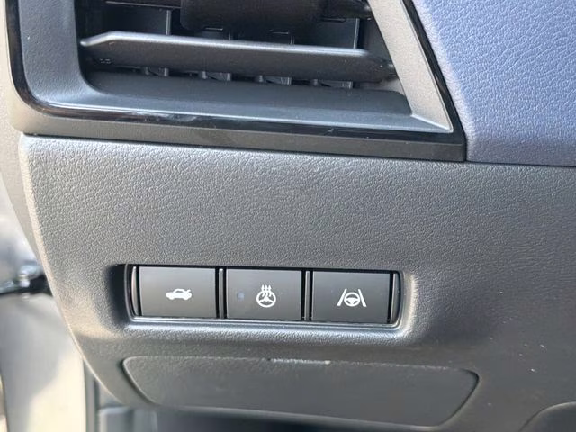 2026 Gun Metallic Nissan Sentra SL FWD Sedan