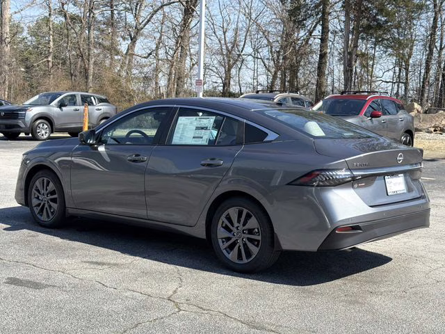 2026 Gun Metallic Nissan Sentra SL FWD Sedan