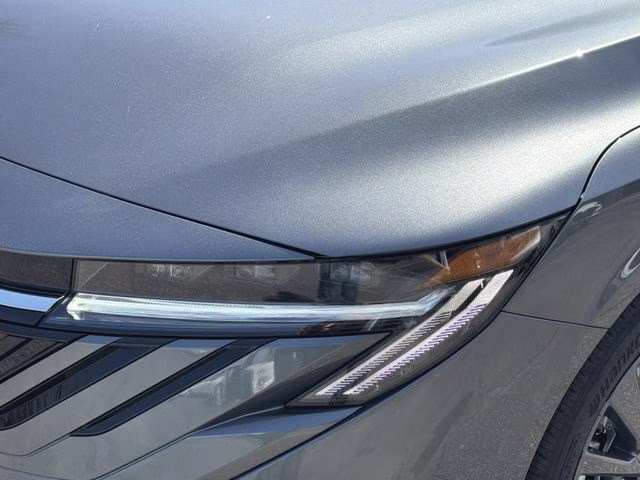 2026 Gun Metallic Nissan Sentra SL FWD Sedan