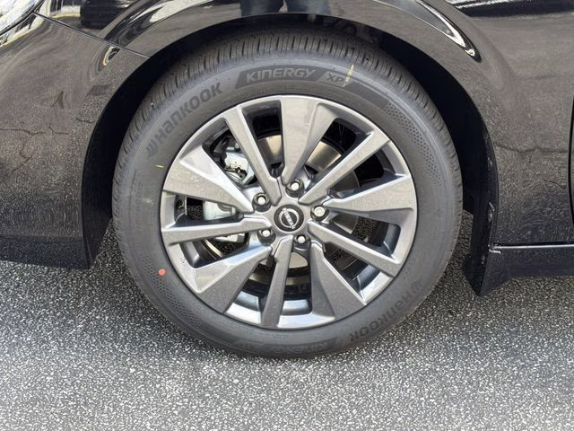 2026 Super Black Nissan Sentra SL FWD Sedan