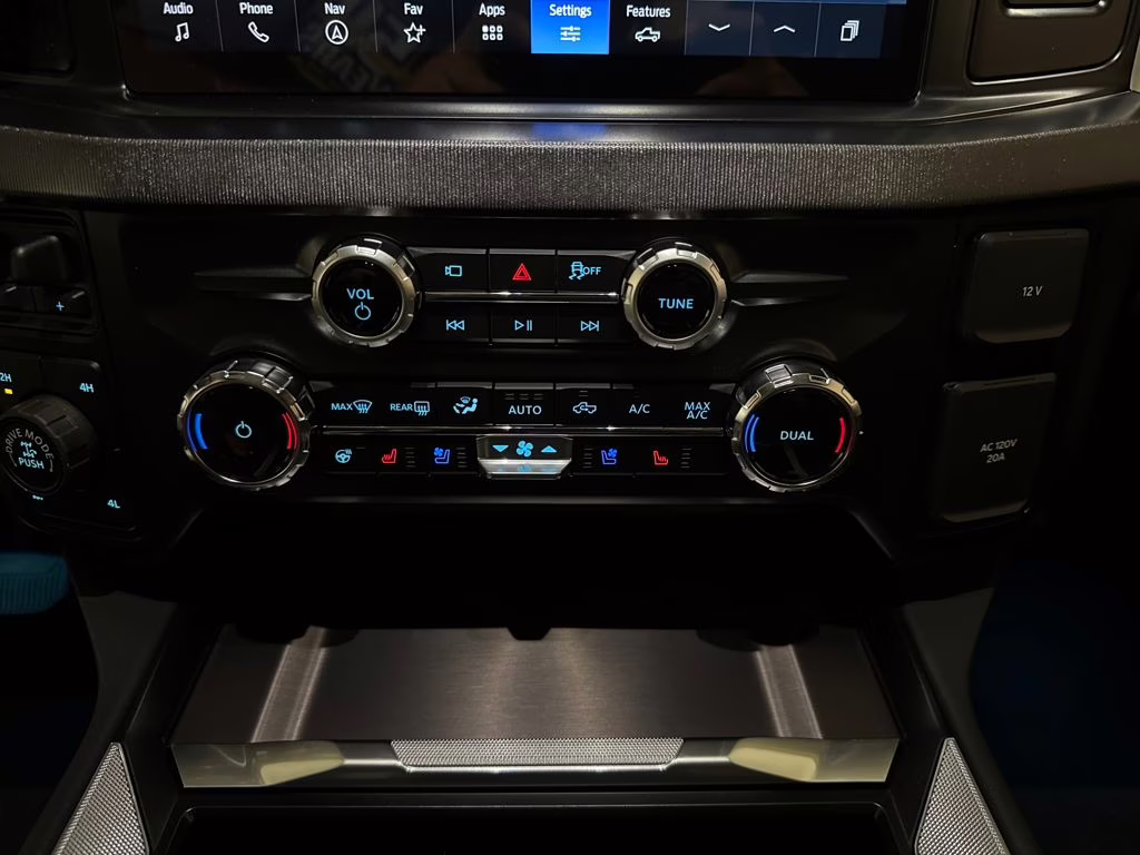 2026 Carbonized Gray Metallic Ford Super Duty F-250 SRW Platinum 4X4 Truck