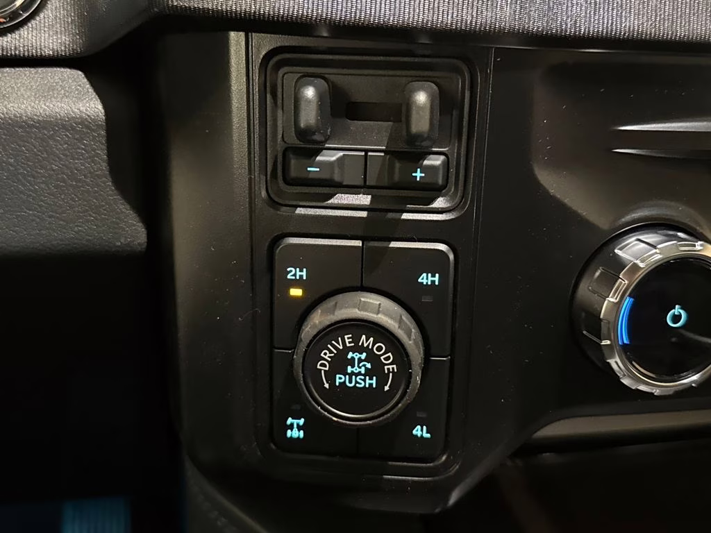 2026 Carbonized Gray Metallic Ford Super Duty F-250 SRW Platinum 4X4 Truck