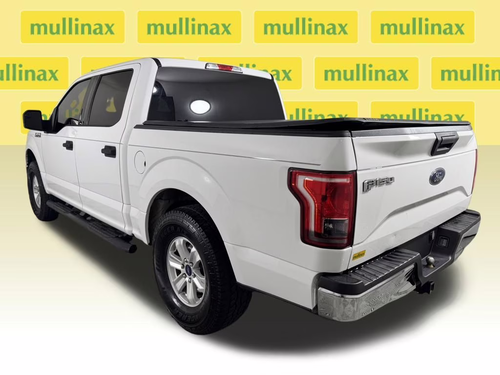 2017 Oxford White Ford F-150 XLT RWD Truck