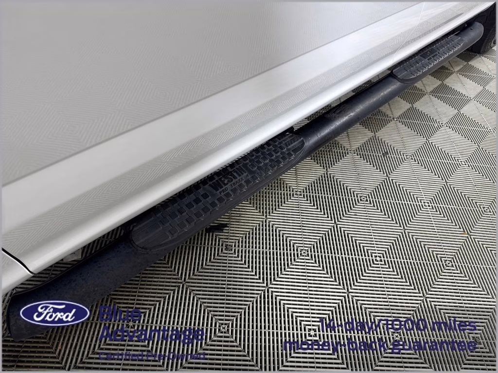 2017 Oxford White Ford F-150 XLT RWD Truck