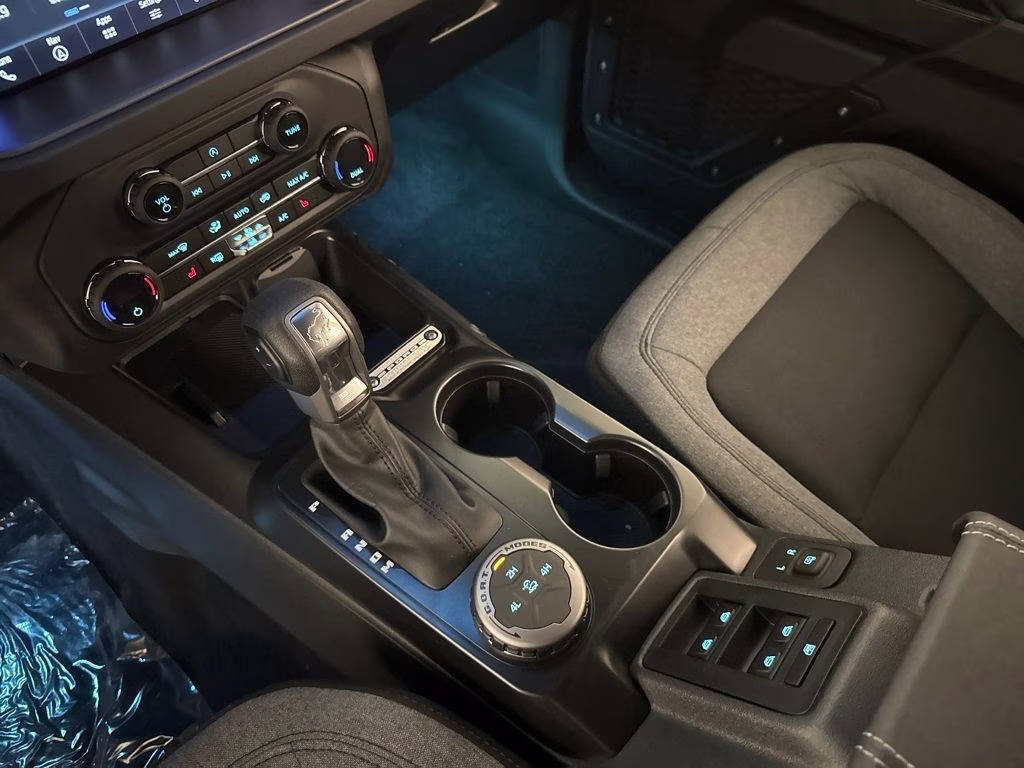 2026 Desert Sand Ford Bronco Big Bend 4X4 SUV