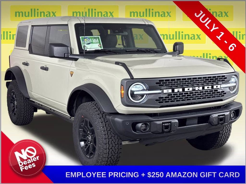 2026 Desert Sand Ford Bronco Badlands 4X4 SUV