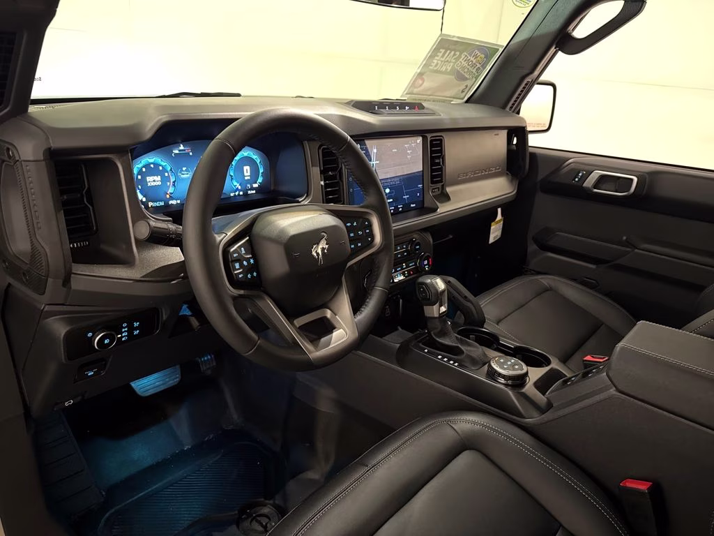 2026 Desert Sand Ford Bronco Badlands 4X4 SUV
