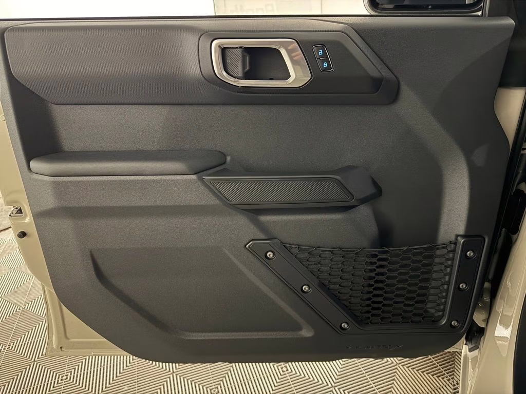 2026 Desert Sand Ford Bronco Big Bend 4X4 SUV