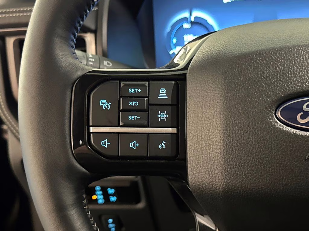 2025 Antimatter Blue Metallic Ford F-150 Lightning Platinum AWD Truck