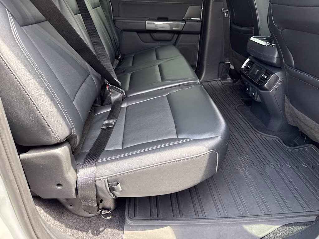 2023 Avalanche Gray Ford F-150 XLT 4X4 Truck
