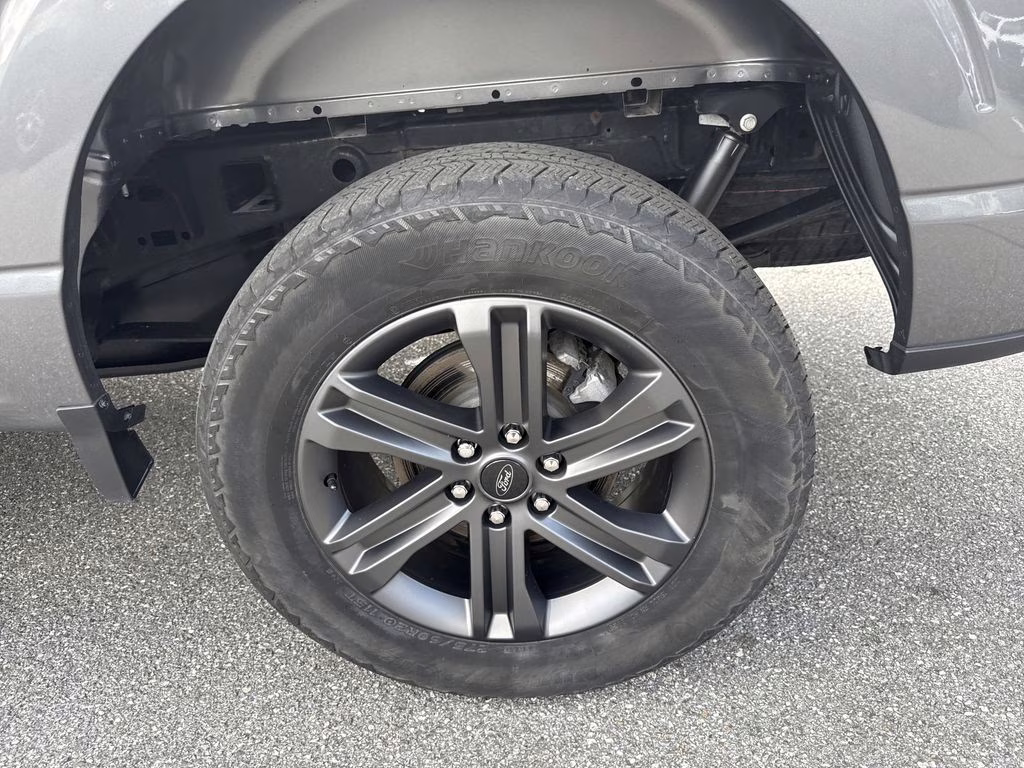 2023 Carbonized Gray Metallic Ford F-150 XLT 4X4 Truck