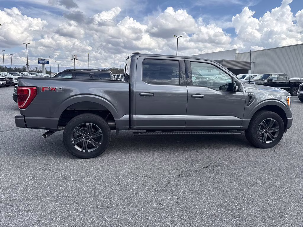 2023 Carbonized Gray Metallic Ford F-150 XLT 4X4 Truck