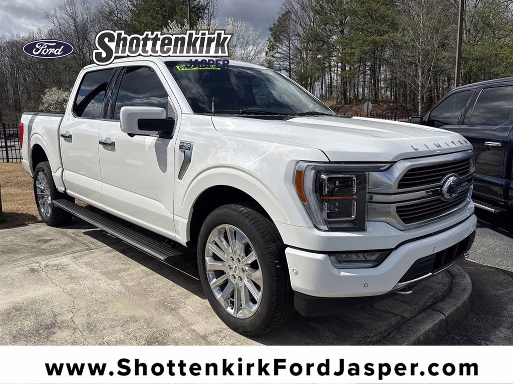 2022 Star White Metallic Tri-Coat Ford F-150 Limited 4X4 Truck