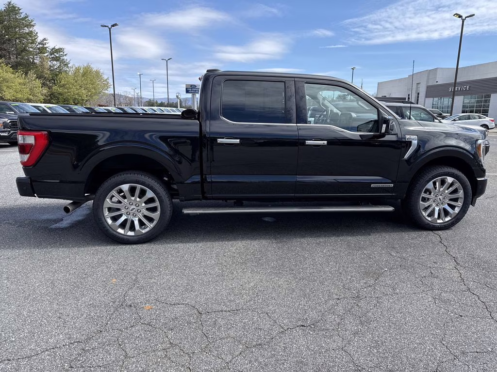 2022 Agate Black Metallic Ford F-150 Limited 4X4 Truck