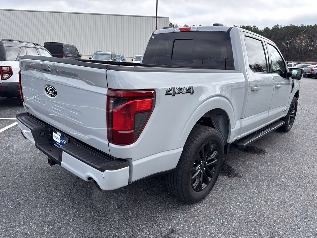 2024 Avalanche Gray Ford F-150 XLT 4X4 Truck