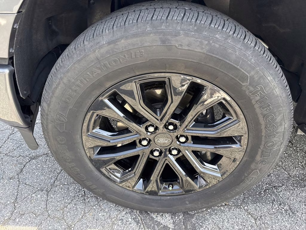 2024 Carbonized Gray Metallic Ford F-150 XLT 4X4 Truck