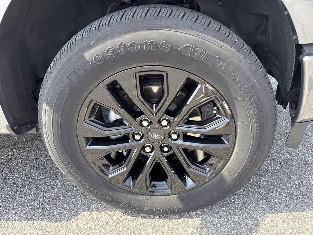 2024 Carbonized Gray Metallic Ford F-150 XLT 4X4 Truck