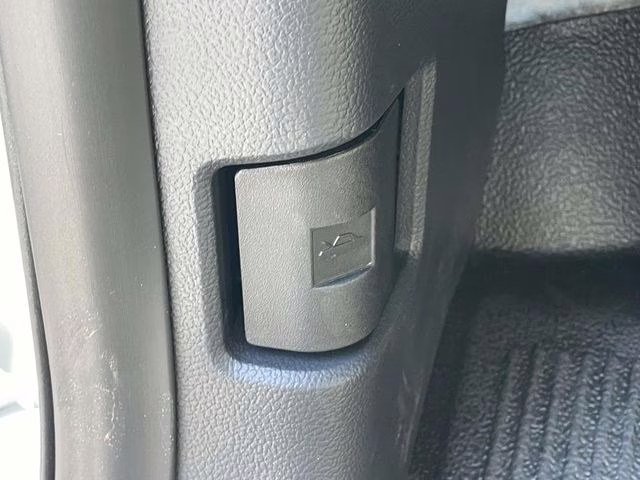 2026 Oxford White Ford Super Duty F-250 SRW XL RWD Truck