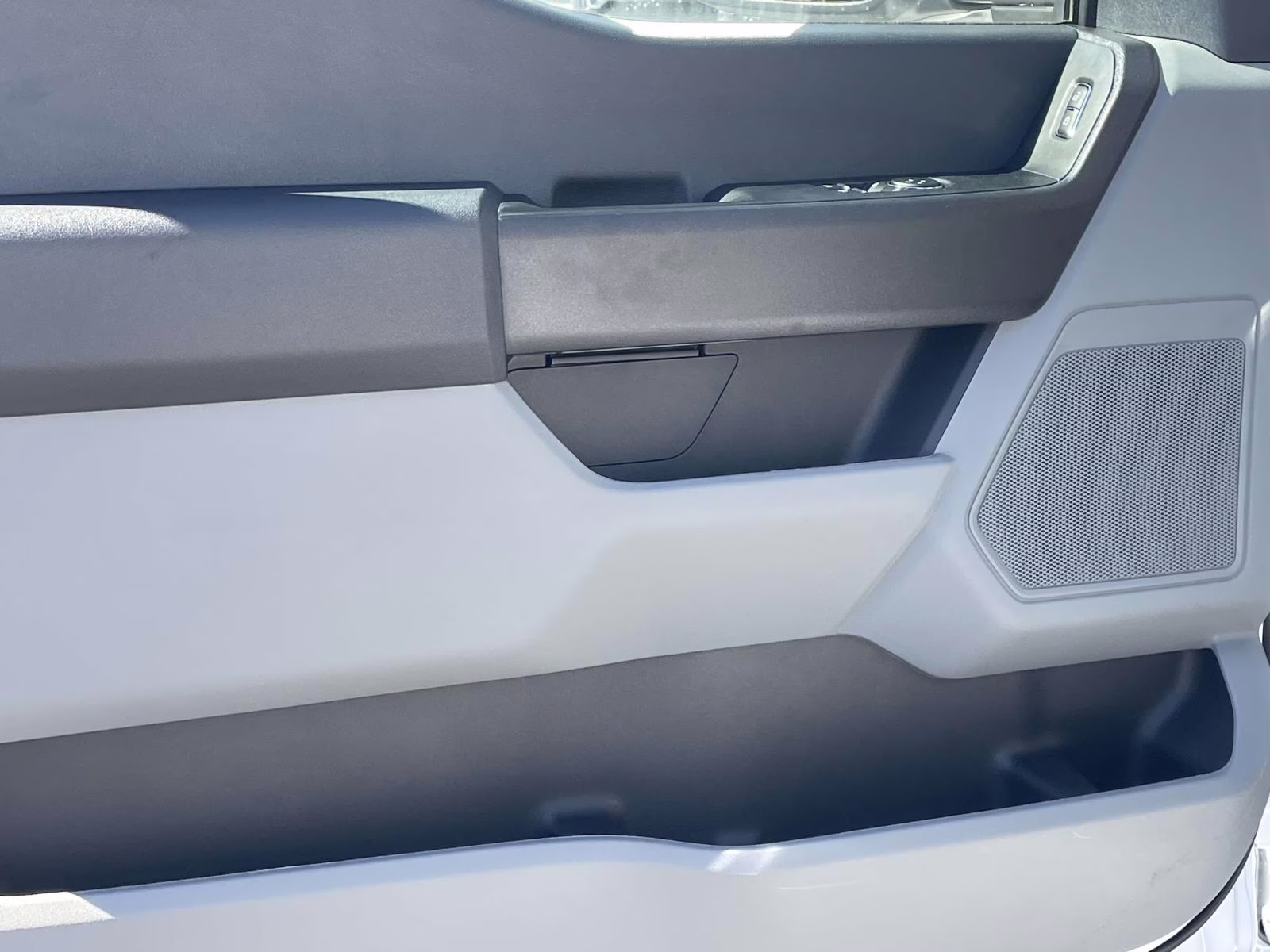 2026 Oxford White Ford Super Duty F-250 SRW XL RWD Truck