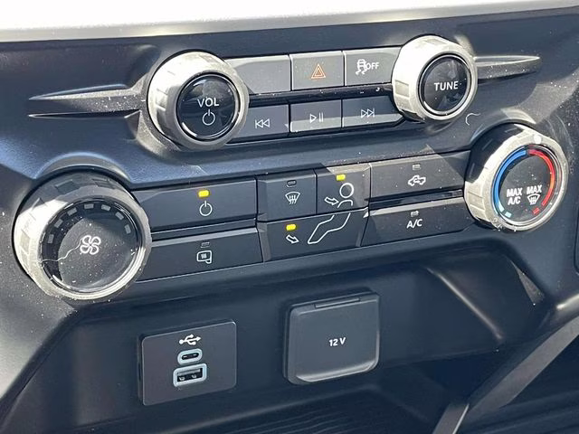 2026 Oxford White Ford Super Duty F-250 SRW XL RWD Truck