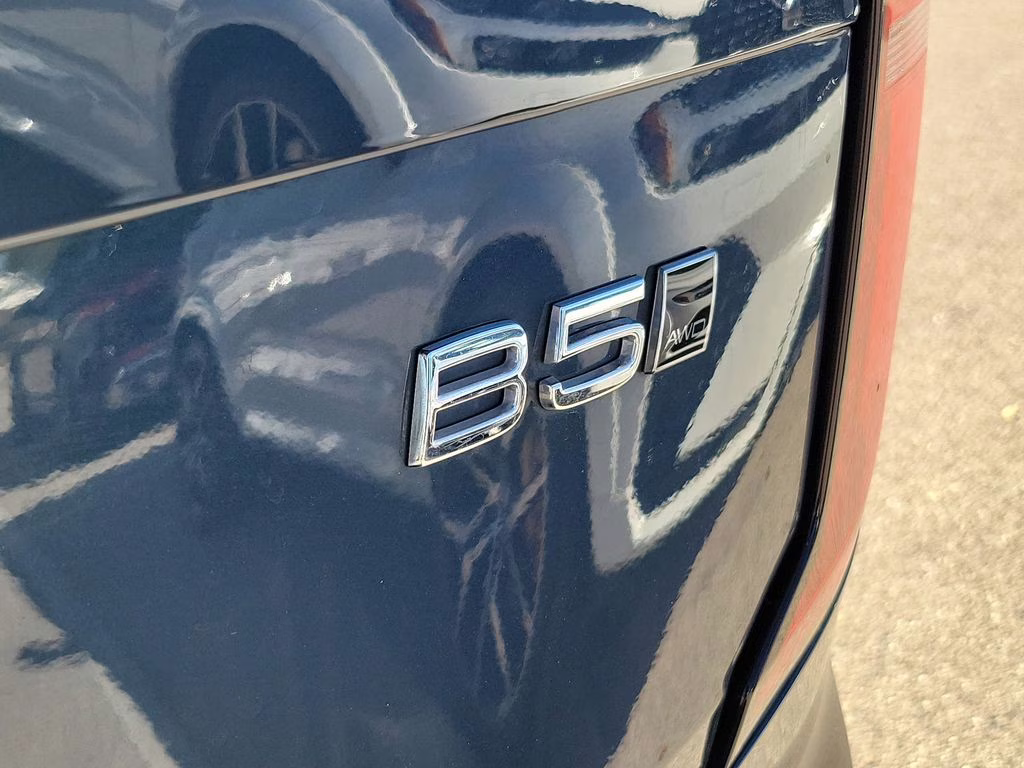 2025 Denim Blue Metallic Volvo XC90 Plus AWD SUV