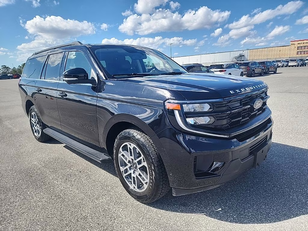 2025 Black Metallic Ford Expedition Max Active 4X4 SUV