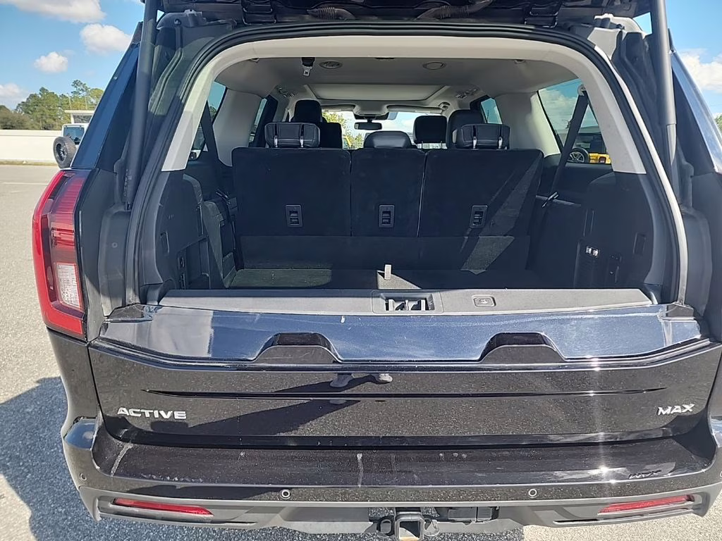 2025 Black Metallic Ford Expedition Max Active 4X4 SUV