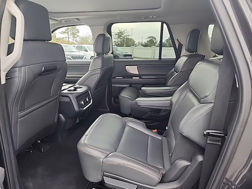 2025 Gray Metallic Ford Expedition Max Active 4X4 SUV