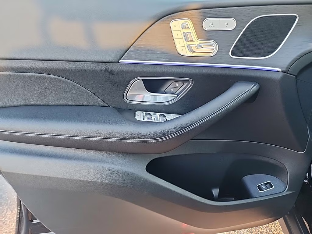 2025 Black Mercedes-Benz GLE GLE 350 AWD SUV